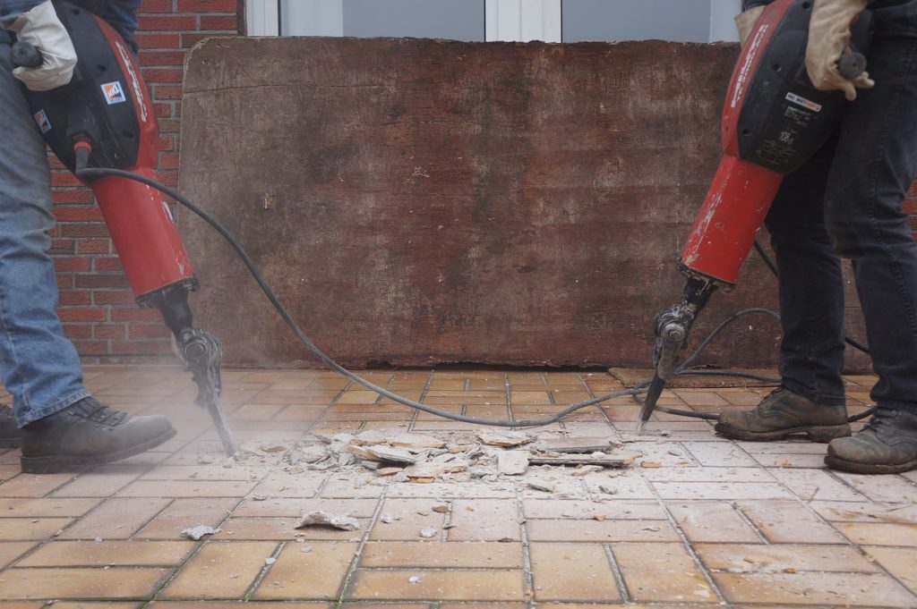 ceramique floor tiles demolition