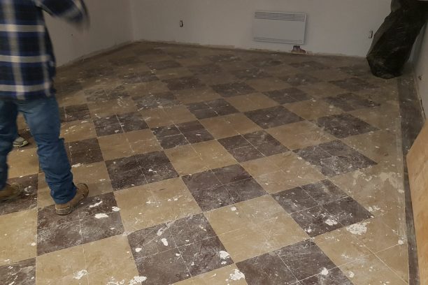 floor tiles that contains asbestos